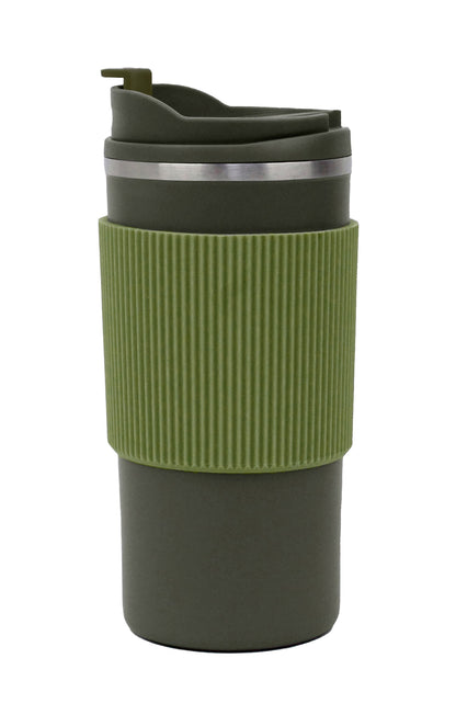 Green travel mug with ribbed sleeve on a white background